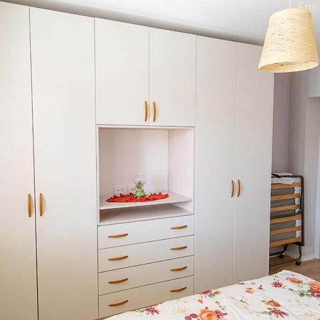 Enea'S Guest House Vlore Luaran gambar