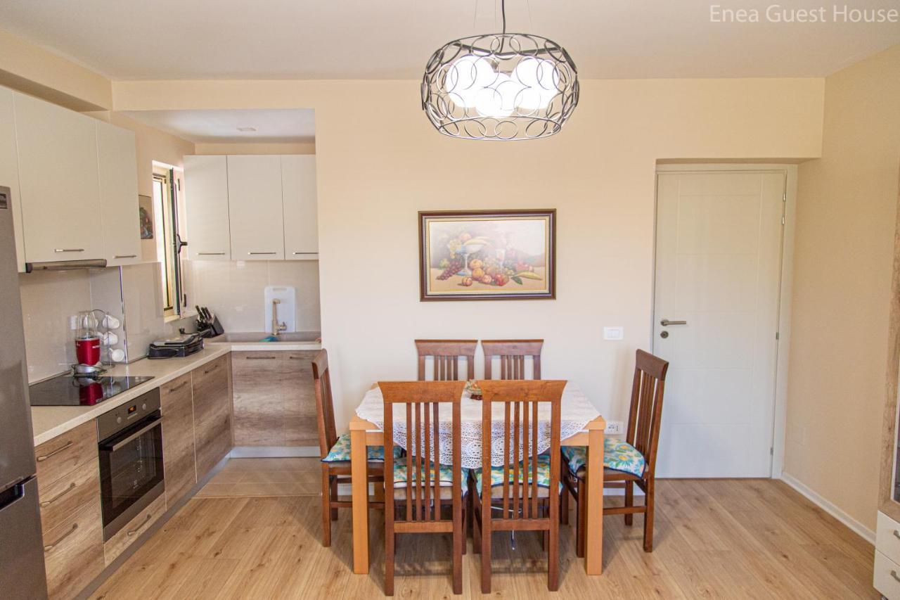 Enea'S Guest House Vlore Luaran gambar